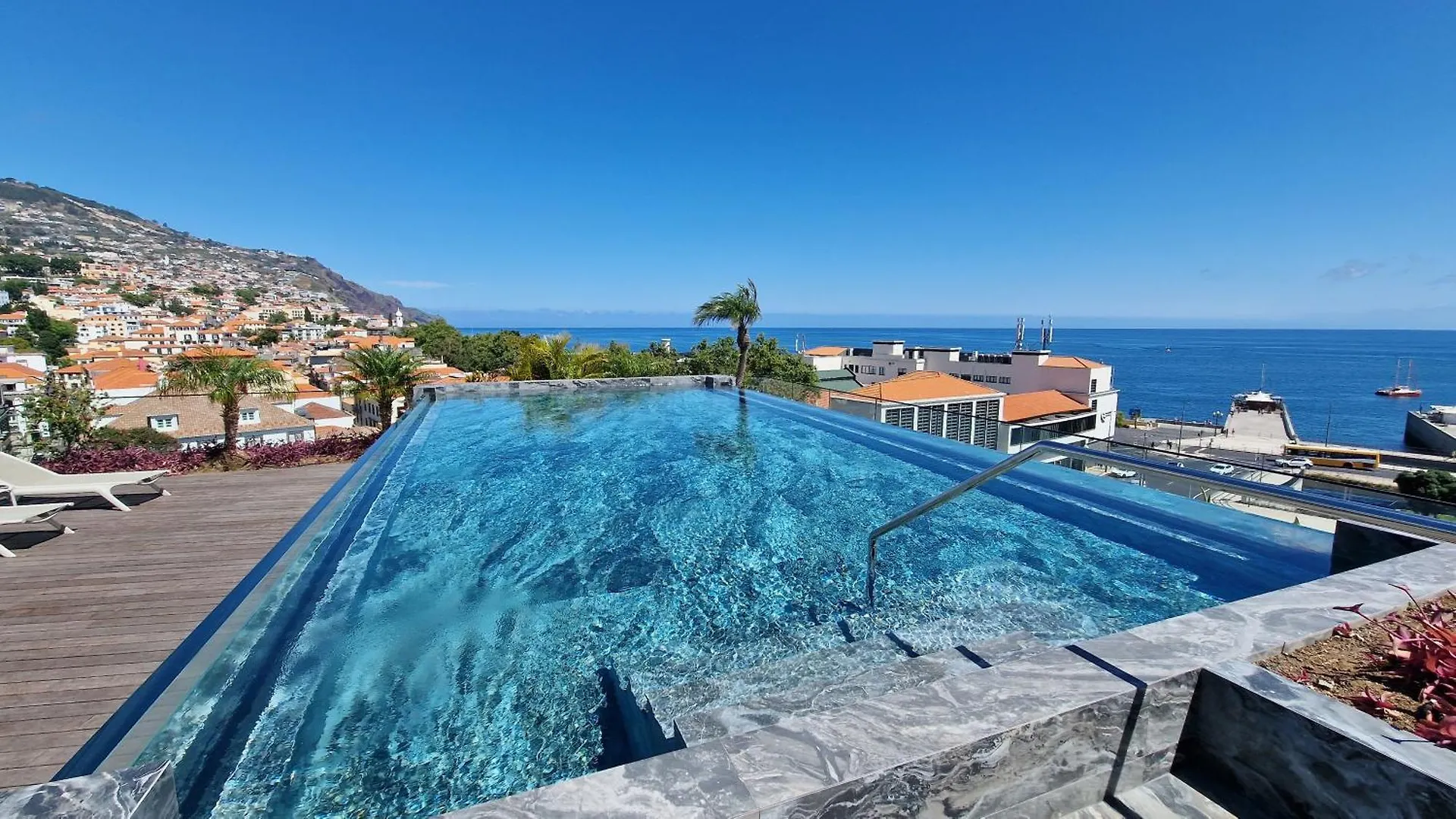 Daysy Loft By Lovelystay Funchal Daire